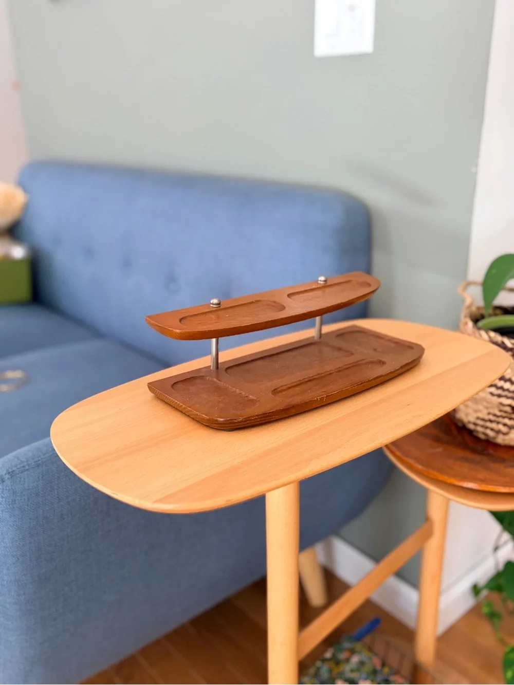 Vintage 1960s MCM Wood Valet Tray | Tiered Dresser Organizer | Dark Wood Catchal